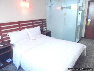 Super 8 Beijing Guang Ming Qiao Hotel Esterno foto